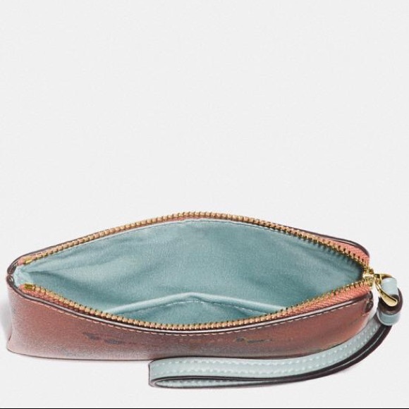 Coach NWT Sunglasses Print Wristlet - Picture 2 of 7